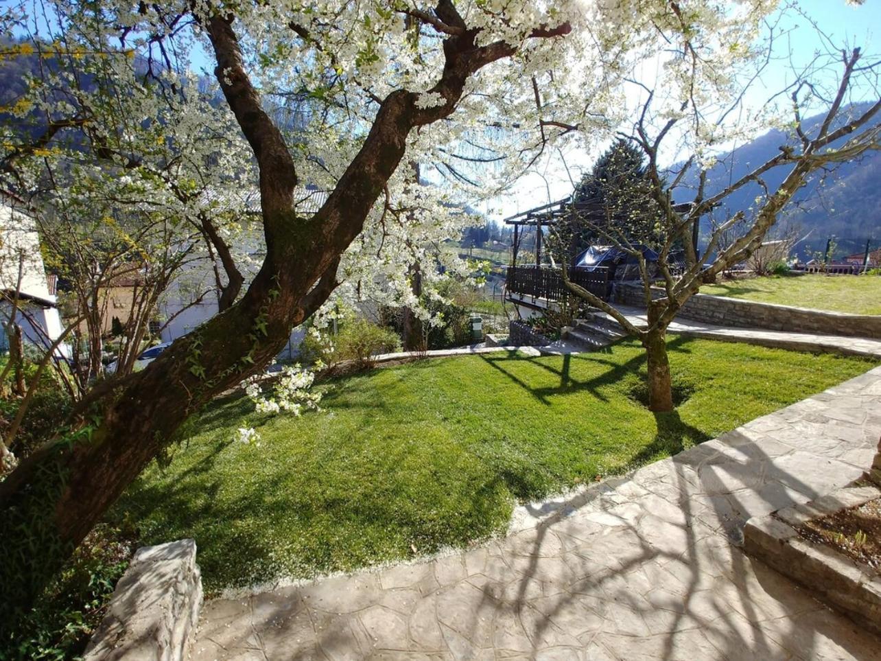 Hisa Taljat Most na Soči Exterior foto